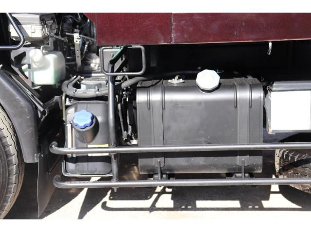 Isuzu FORWARD 2020-11 8331923-28