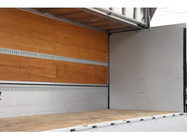 Isuzu FORWARD 2020-05 8331924-12