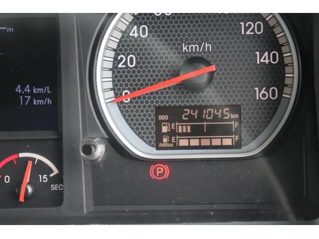 Isuzu FORWARD 2020-05 8331924-19