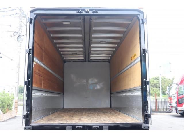 Isuzu FORWARD 2020-05 8331924-6