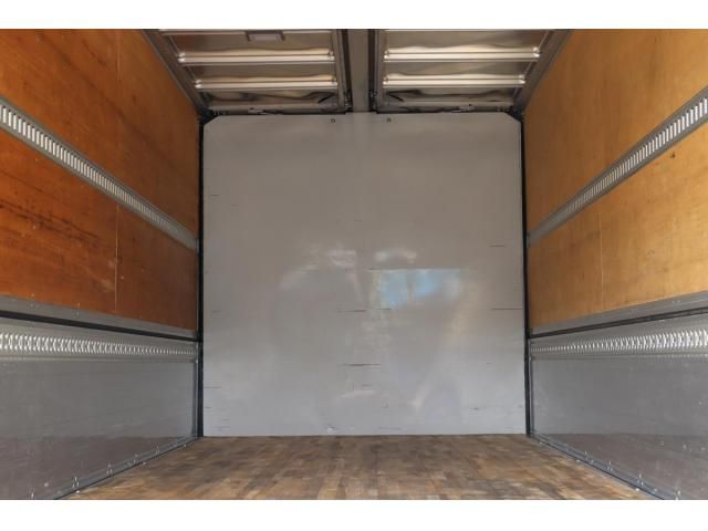 Isuzu FORWARD 2020-05 8331924-8