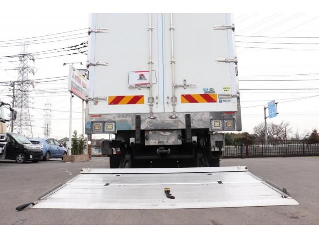 Isuzu FORWARD 2015-08 8331906-10