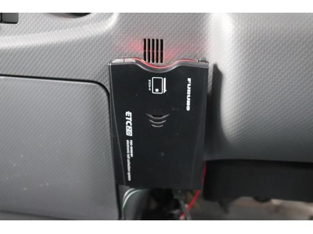 Isuzu FORWARD 2015-08 8331906-19