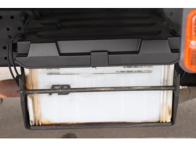 Isuzu FORWARD 2015-08 8331906-27