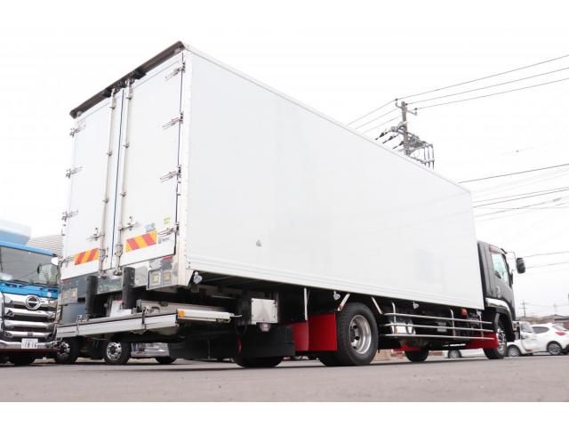 Isuzu FORWARD 2015-08 8331906-5
