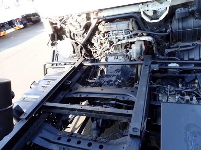 Isuzu FORWARD 2016-01 8331928-14