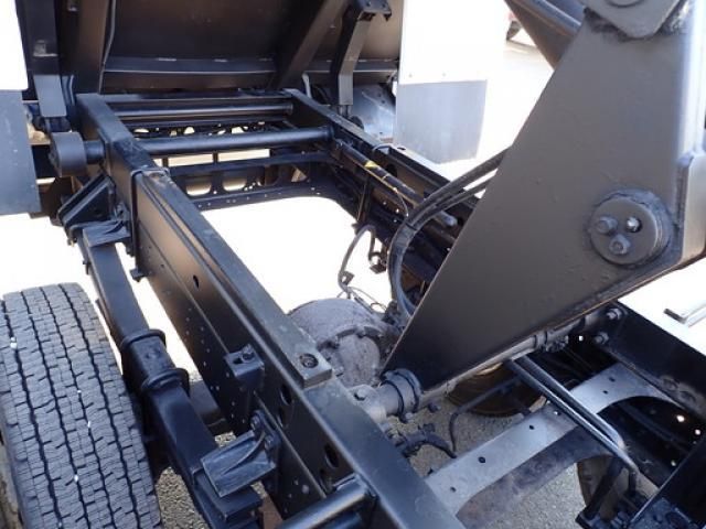Isuzu FORWARD 2016-01 8331928-15