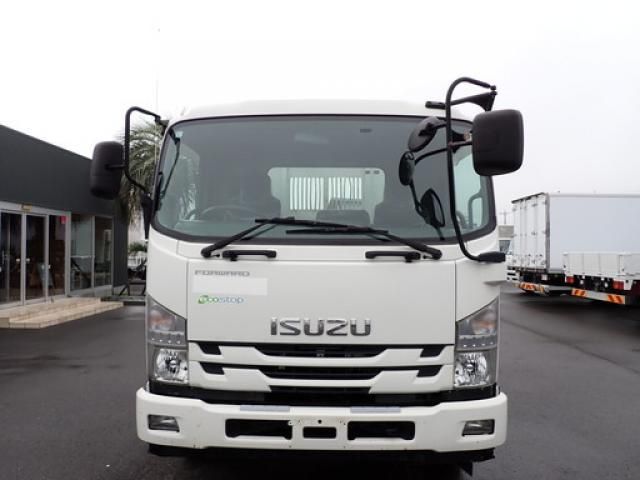 Isuzu FORWARD 2016-01 8331928-1
