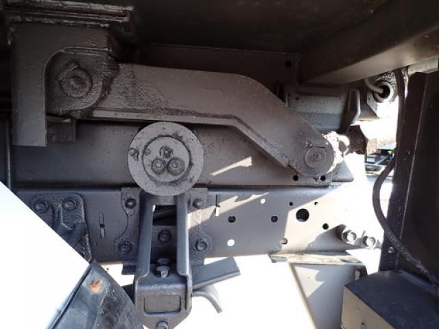 Isuzu FORWARD 2016-01 8331928-24