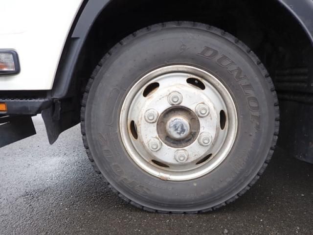 Isuzu FORWARD 2016-01 8331928-25