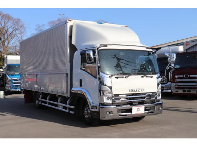 Isuzu FORWARD 2023-09 8331907-0