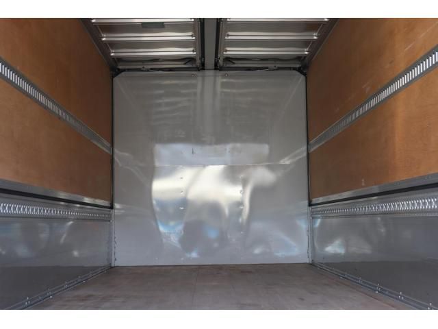 Isuzu FORWARD 2023-09 8331907-14
