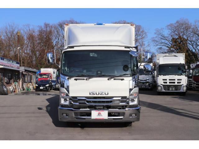 Isuzu FORWARD 2023-09 8331907-1