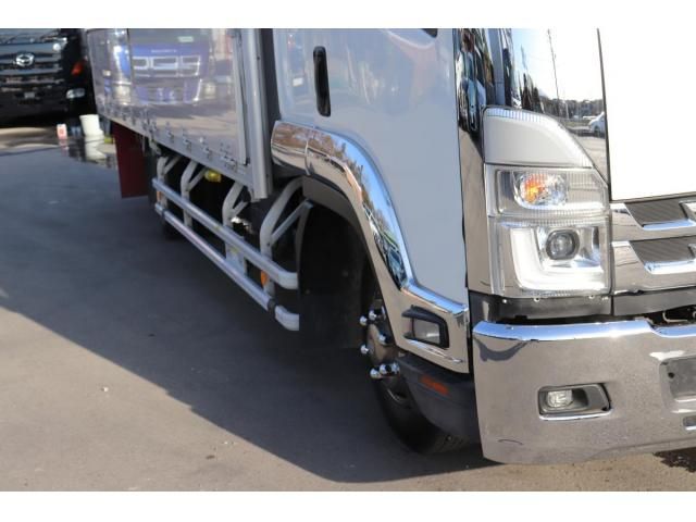 Isuzu FORWARD 2023-09 8331907-6