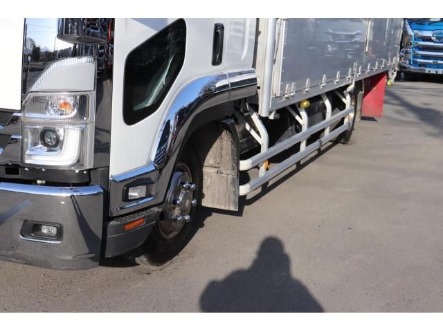 Isuzu FORWARD 2023-09 8331907-7