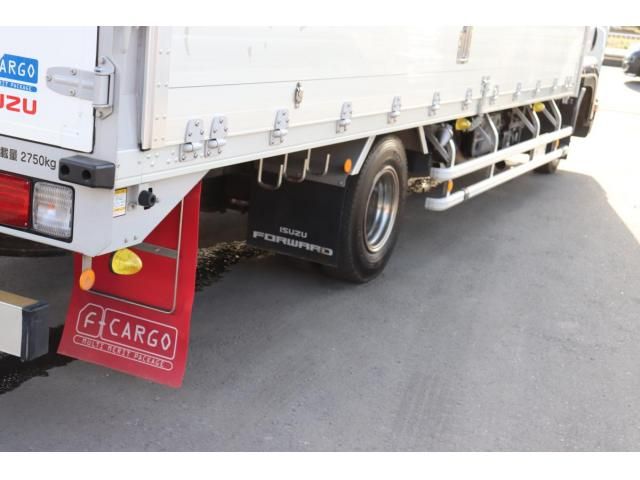 Isuzu FORWARD 2023-09 8331907-8