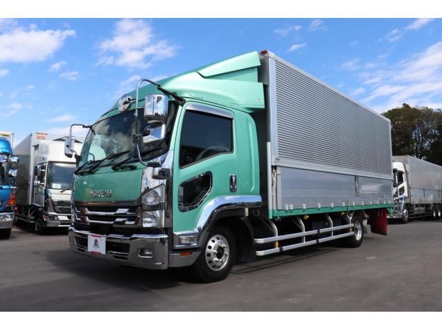 Isuzu FORWARD 2018-02 8331900-0