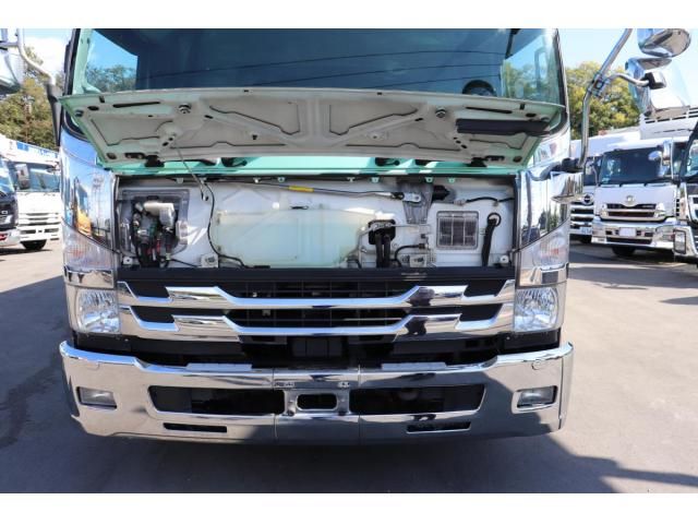 Isuzu FORWARD 2018-02 8331900-20