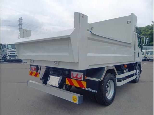 Isuzu FORWARD 2025-04 8331901-2