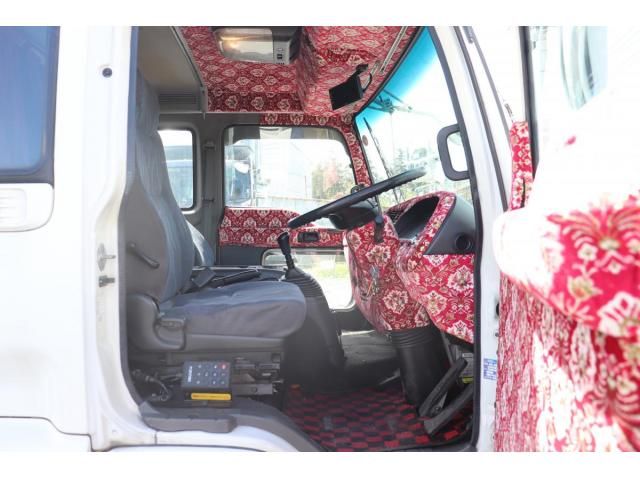 Isuzu FORWARD 2006-08 8331930-10