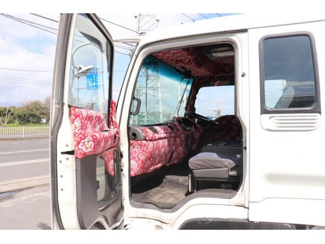 Isuzu FORWARD 2006-08 8331930-11