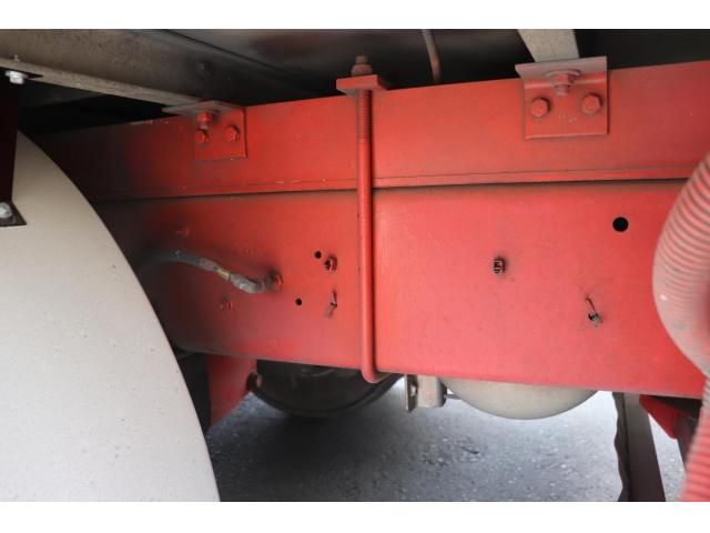 Isuzu FORWARD 2006-08 8331930-26