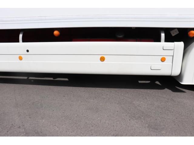 Isuzu FORWARD 2006-08 8331930-8