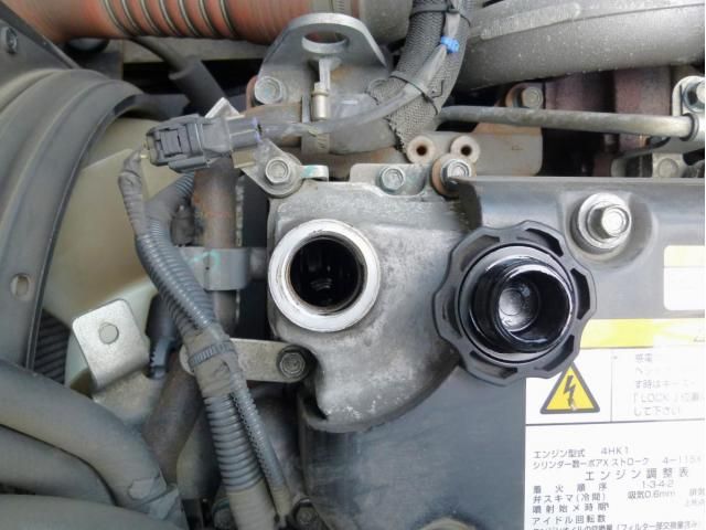 Isuzu FORWARD 2022-06 8331913-16