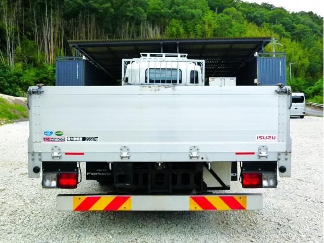 Isuzu FORWARD 2022-06 8331913-4
