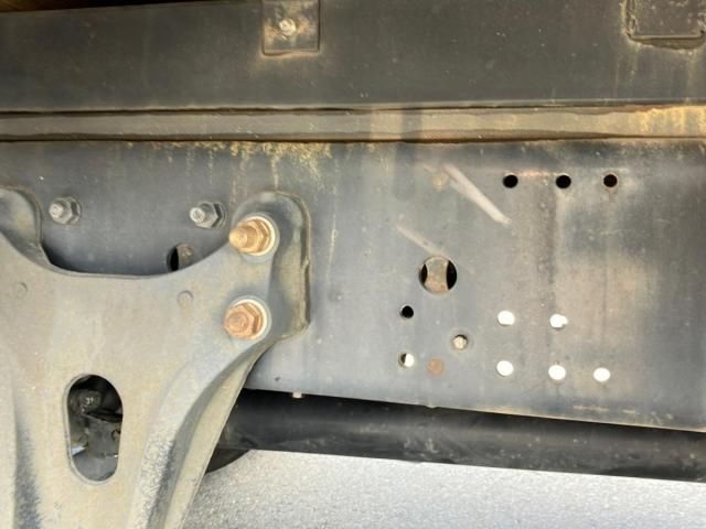 Isuzu FORWARD 2021-02 8331909-11