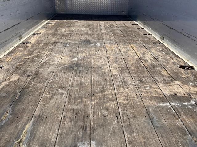 Isuzu FORWARD 2021-02 8331909-6