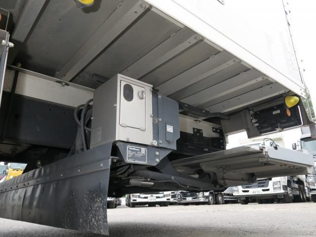 Isuzu FORWARD 2025-10 8331902-16