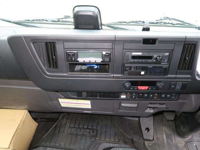 Isuzu FORWARD 2025-10 8331902-27