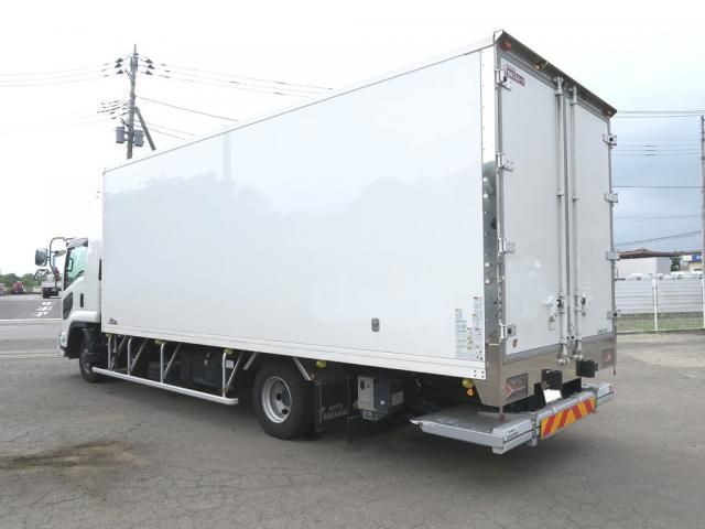 Isuzu FORWARD 2025-10 8331902-2