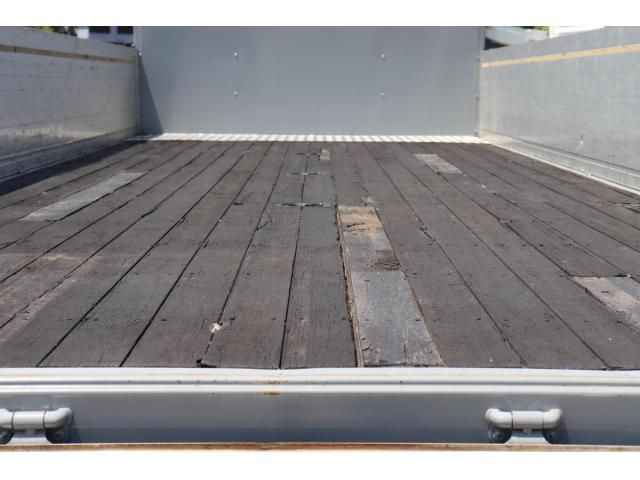 Isuzu FORWARD 2017-01 8331925-12