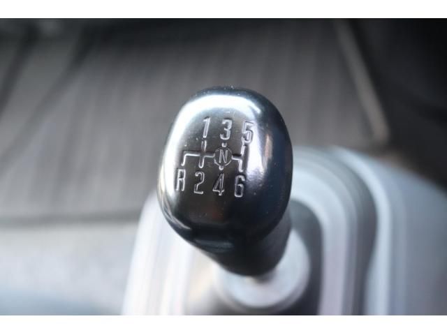 Isuzu FORWARD 2017-01 8331925-19