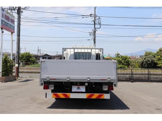 Isuzu FORWARD 2017-01 8331925-4