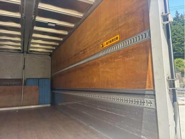 Isuzu FORWARD 2022-02 8331921-10