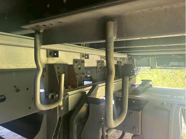 Isuzu FORWARD 2022-02 8331921-24