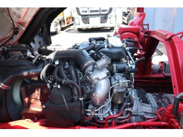 Isuzu FORWARD 2018-05 8331920-22