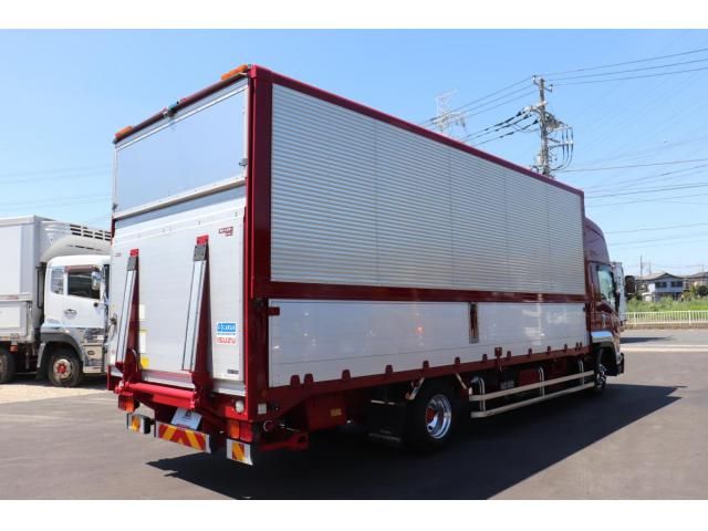 Isuzu FORWARD 2018-05 8331920-3