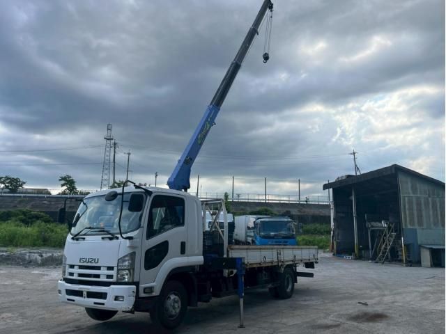 Isuzu FORWARD 2014-09 8331926-18