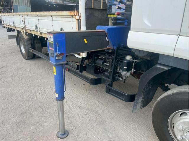 Isuzu FORWARD 2014-09 8331926-20