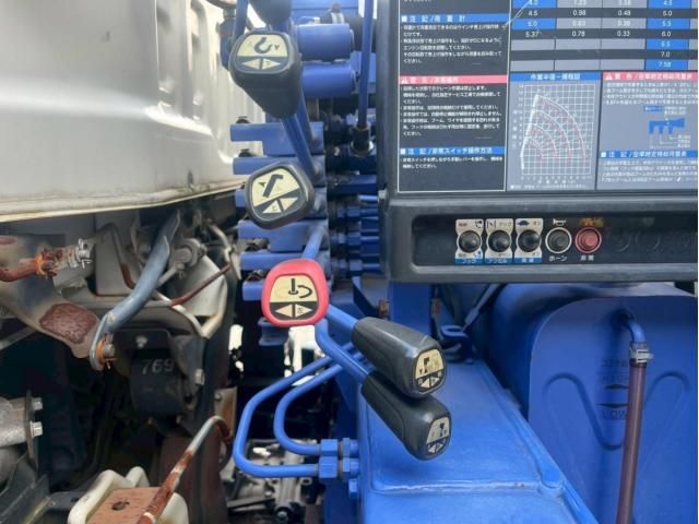 Isuzu FORWARD 2014-09 8331926-22