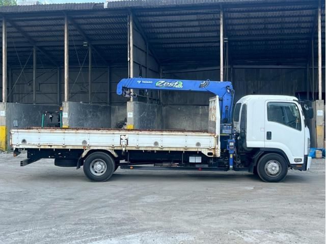 Isuzu FORWARD 2014-09 8331926-7