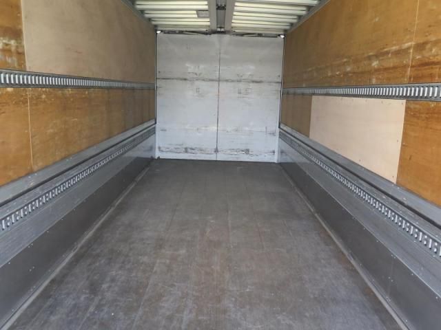 Isuzu FORWARD 2020-06 8331905-15