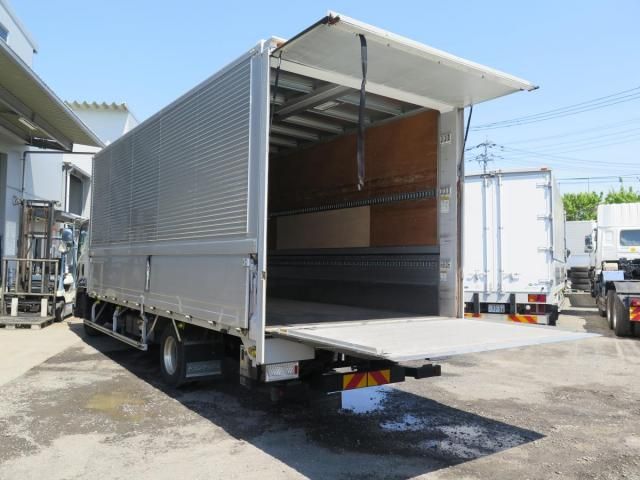 Isuzu FORWARD 2020-06 8331905-18