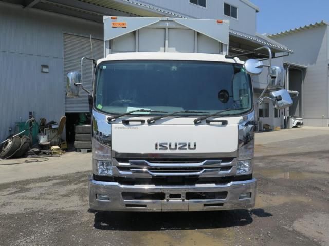 Isuzu FORWARD 2020-06 8331905-1