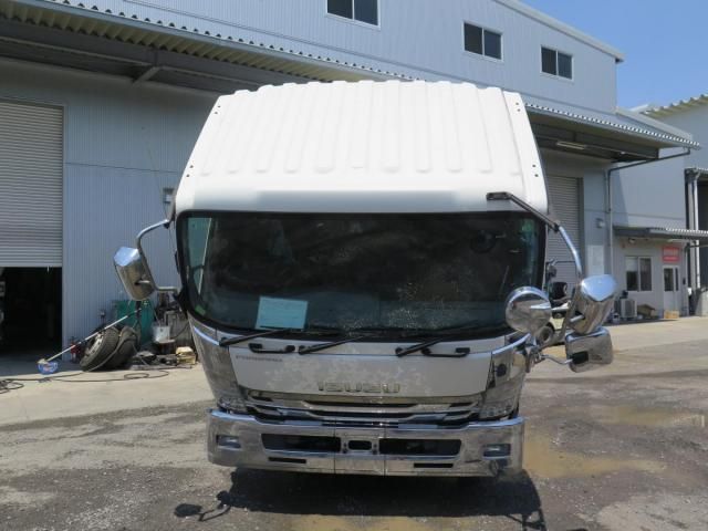 Isuzu FORWARD 2020-06 8331905-22