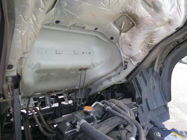 Isuzu FORWARD 2020-06 8331905-23